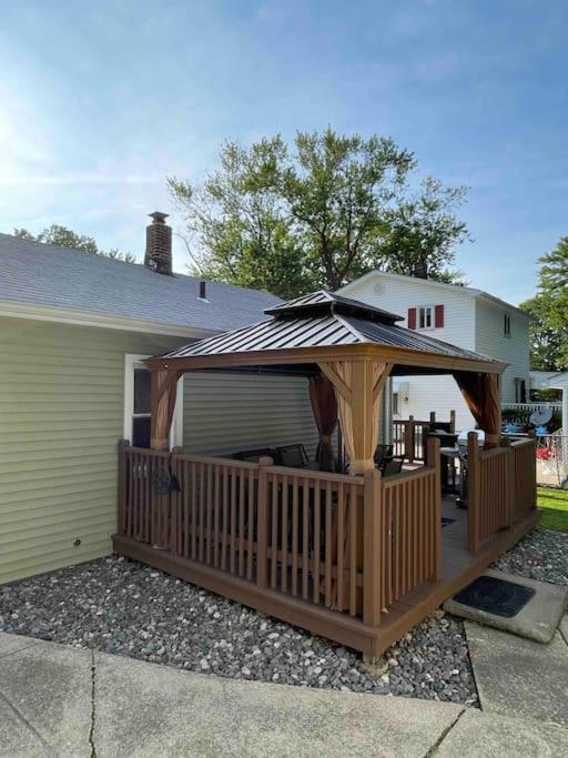 Cozy Mosaic Cottage Eastlake Luaran gambar