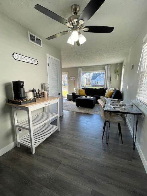 Cozy Mosaic Cottage Eastlake Luaran gambar